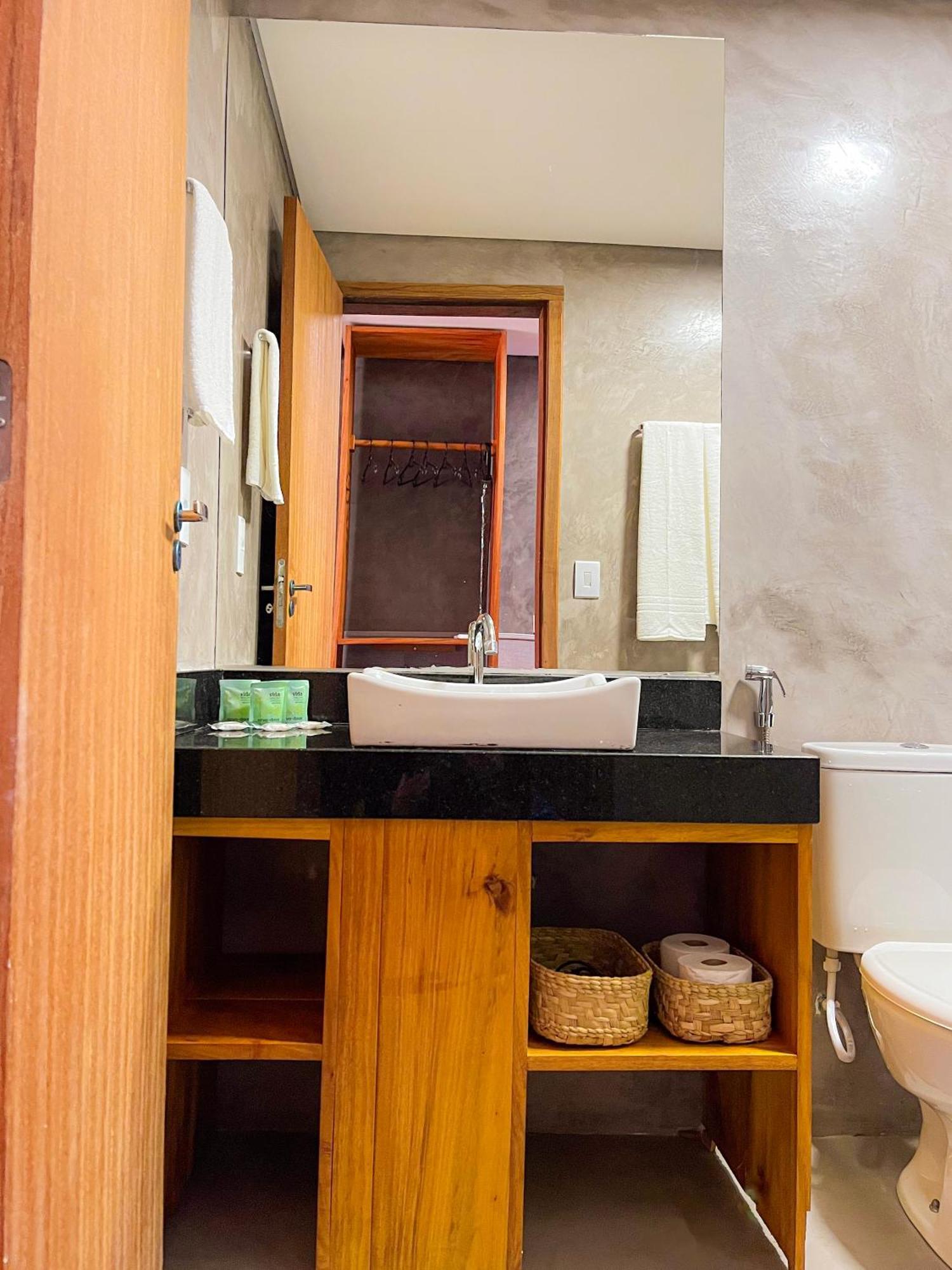 Parador 7 Bangalo, Praia Do Parracho, 1,0 Km Da Rua Mucuge 塞古罗港 外观 照片