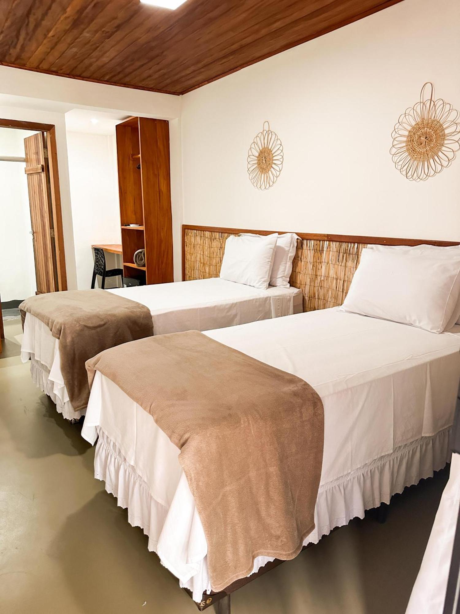 Parador 7 Bangalo, Praia Do Parracho, 1,0 Km Da Rua Mucuge 塞古罗港 外观 照片
